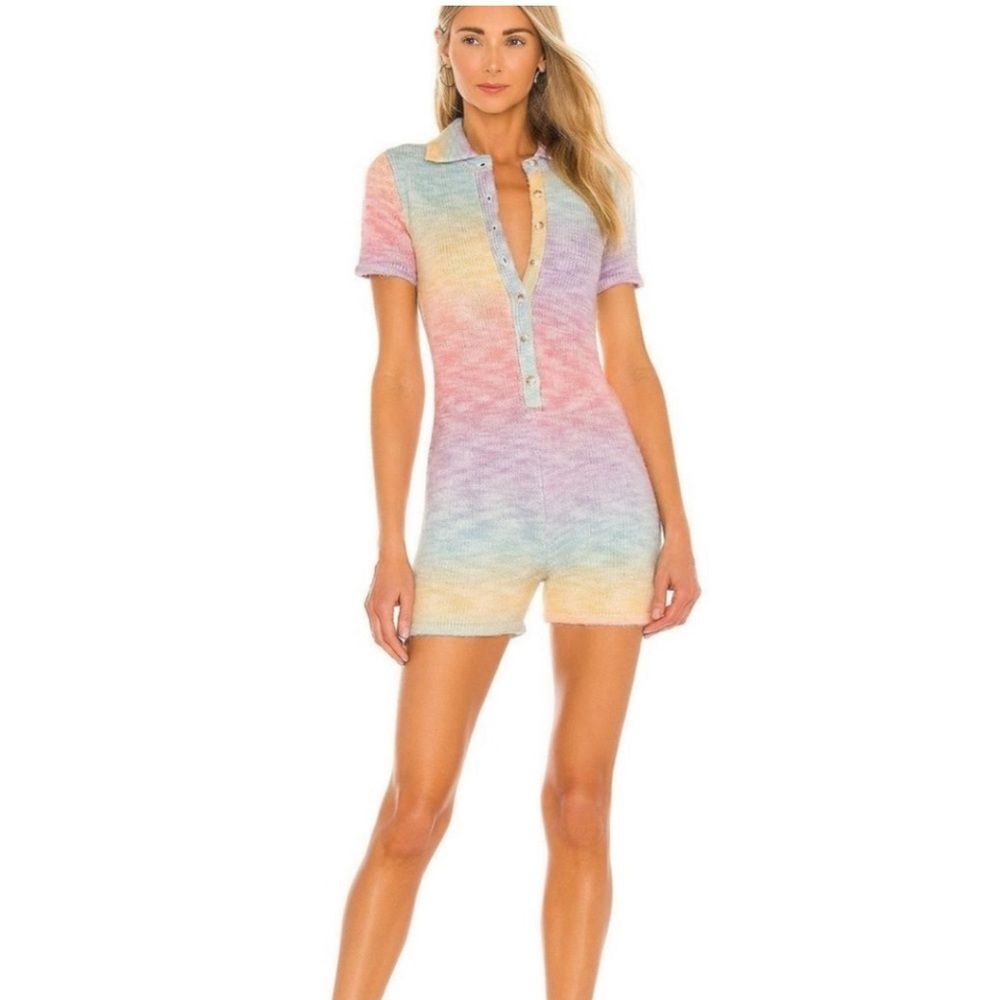 Frankies Bikinis NEW “Rose”knitted short sleeved shorts romper, size small. - Picture 3 of 14